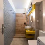 2 Separate Apts Together With Yard And Seperate Entrances Near The Heart Of