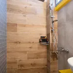 Apartamento 2 Separate Apts Together With Yard And Seperate Entrances Near The Heart Of