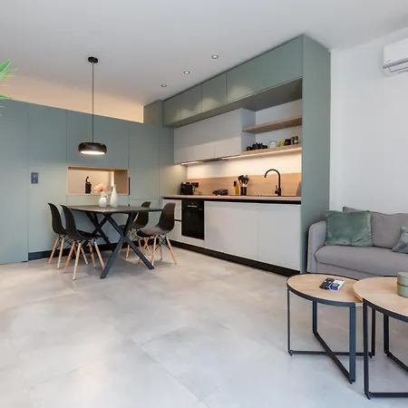 2 Separate Apts Together With Yard And Seperate Entrances Near The Heart Of Kalamata