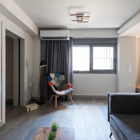 2 Separate Apts Together With Yard And Seperate Entrances Near The Heart Of Apartment Kalamata
